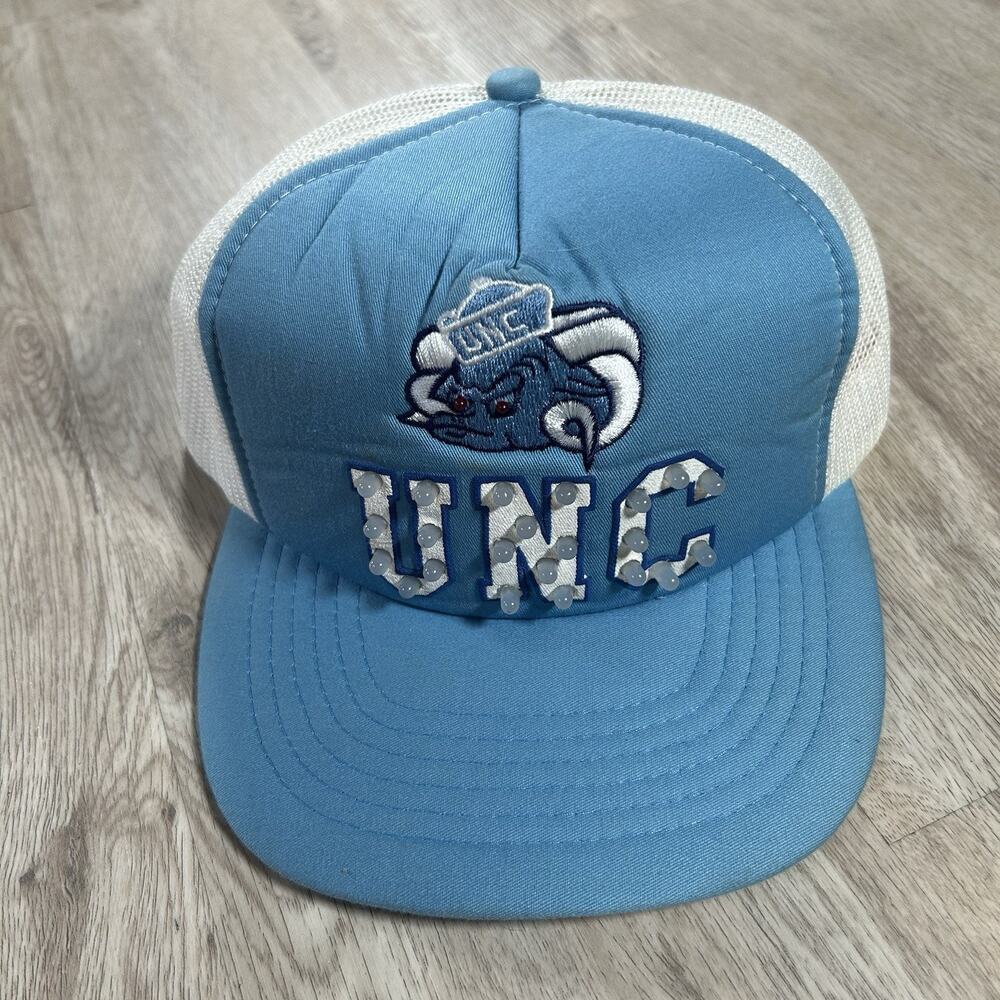 Vintage UNC North Carolina Tar‎ Heels Snapback Hat Light Up Blue White Trucker